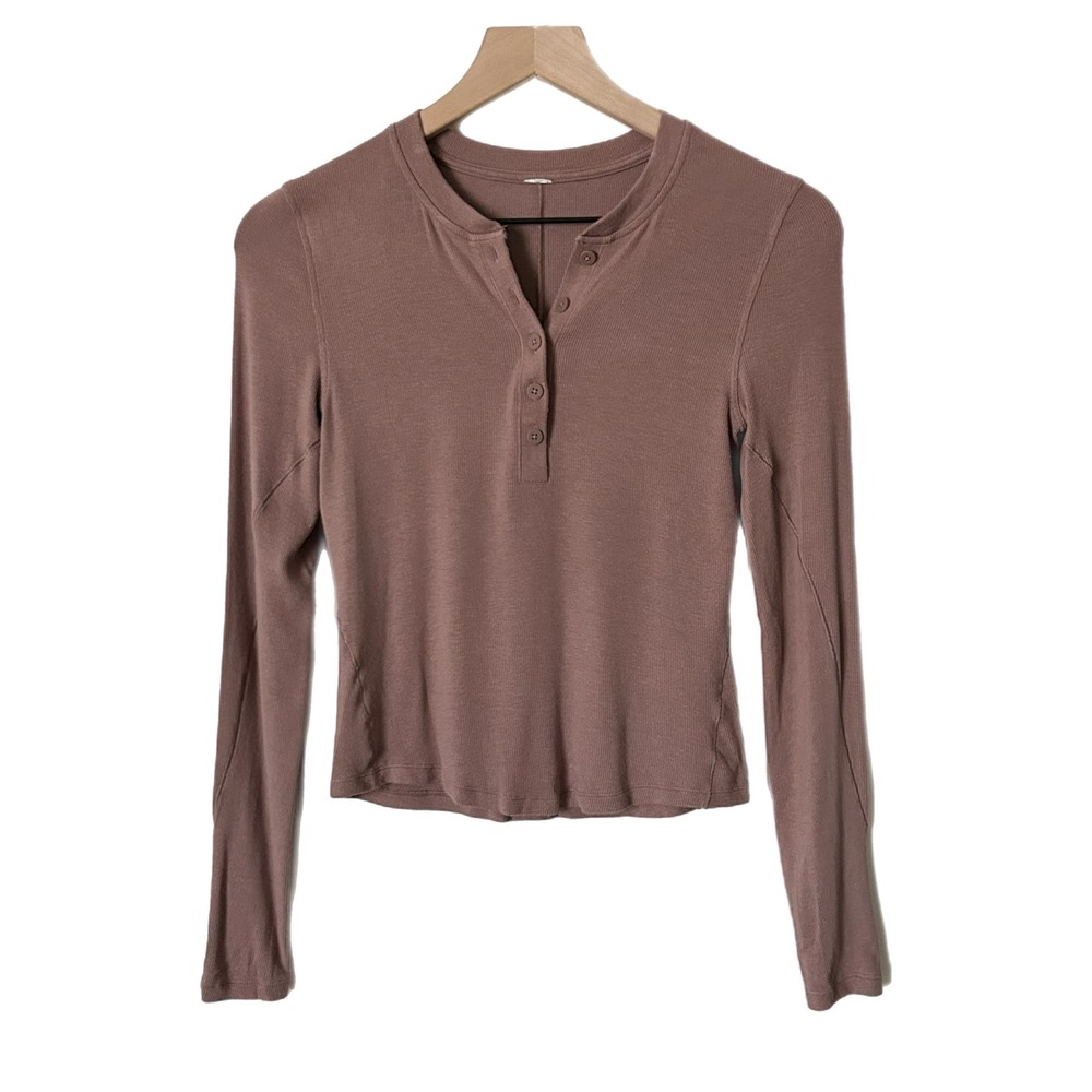 Lululemon Hold Tight Henley Ribbed Rose Mauve Long Sleeve Button Top Size 6